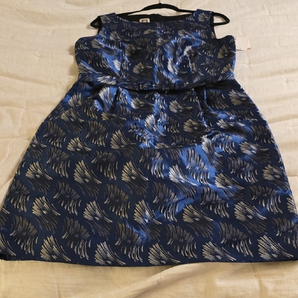Anne Klein Blue and Black Patterned Mini Dress - Picture 12 of 16